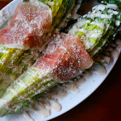 生ハムとロメインレタスのシーザーサラダ｜カフェ寛味堂